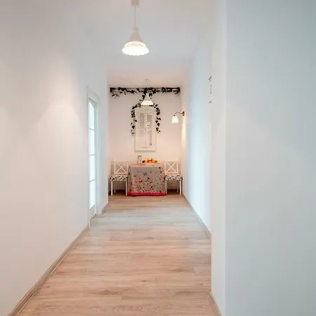아파트 Aio Boutique Apartments‎